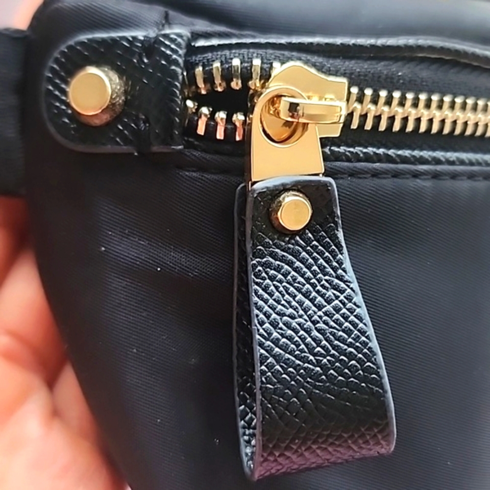 Michael Kors Black and Gold Waist Bag - Picture 4 of 12